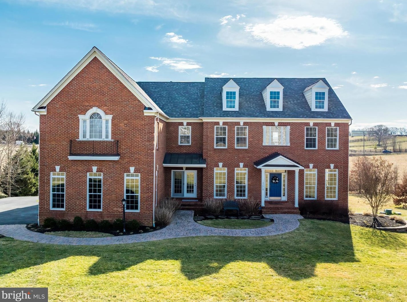 39060 Old Stage Pl, Waterford, VA 20197