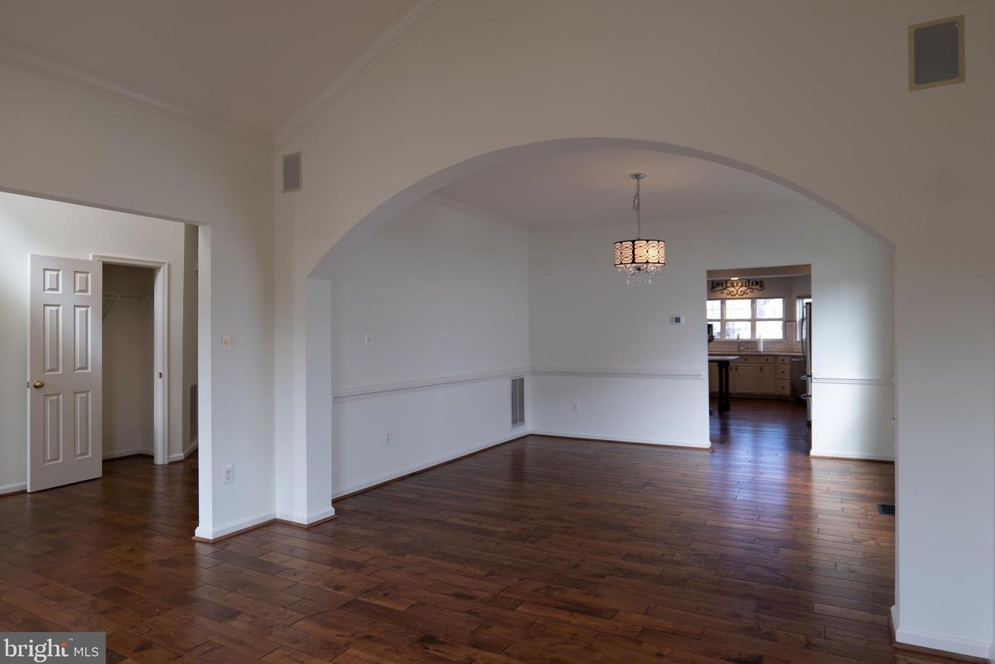 43832 Robindale Ct, Ashburn VA  20147-2379 exterior