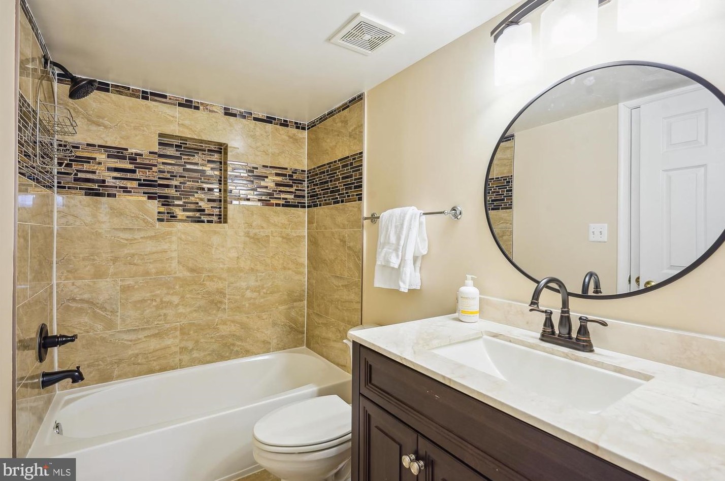 25073 Gazelle Ct, Fairfax VA  20152-5905 exterior