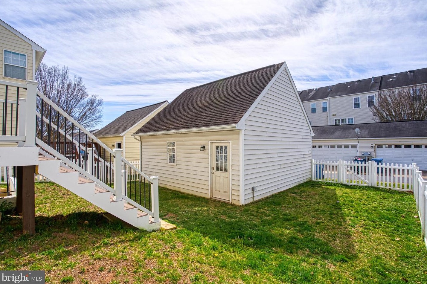 42771 Freedom St, Fairfax VA  20152-3936 exterior