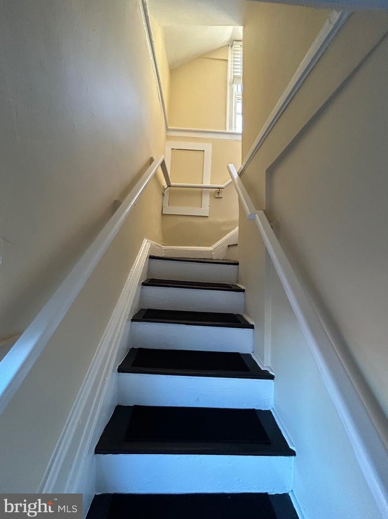 107 King St, Leesburg VA  20175-2838 exterior