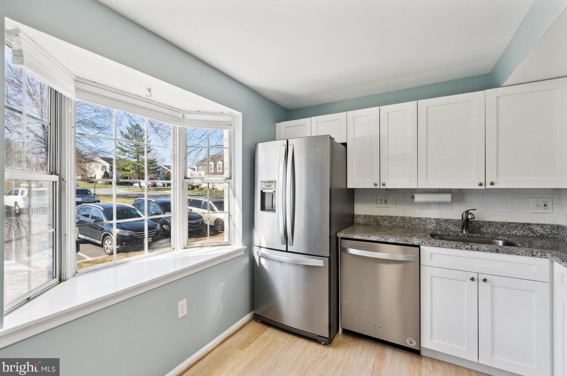 10 Southall Ct, Dulles VA  20165-5742 exterior