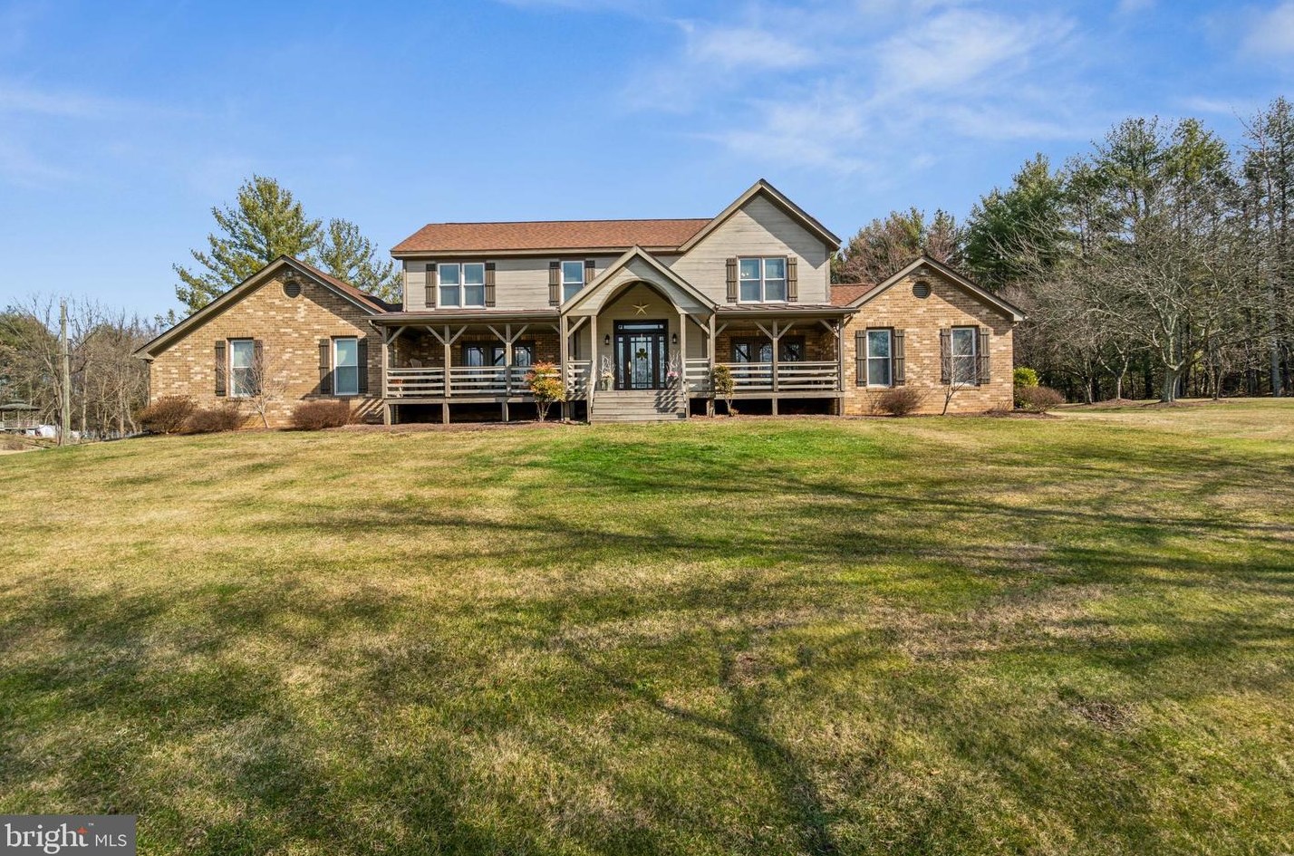 16759 Sommertime Ln, Hamilton, VA 20158