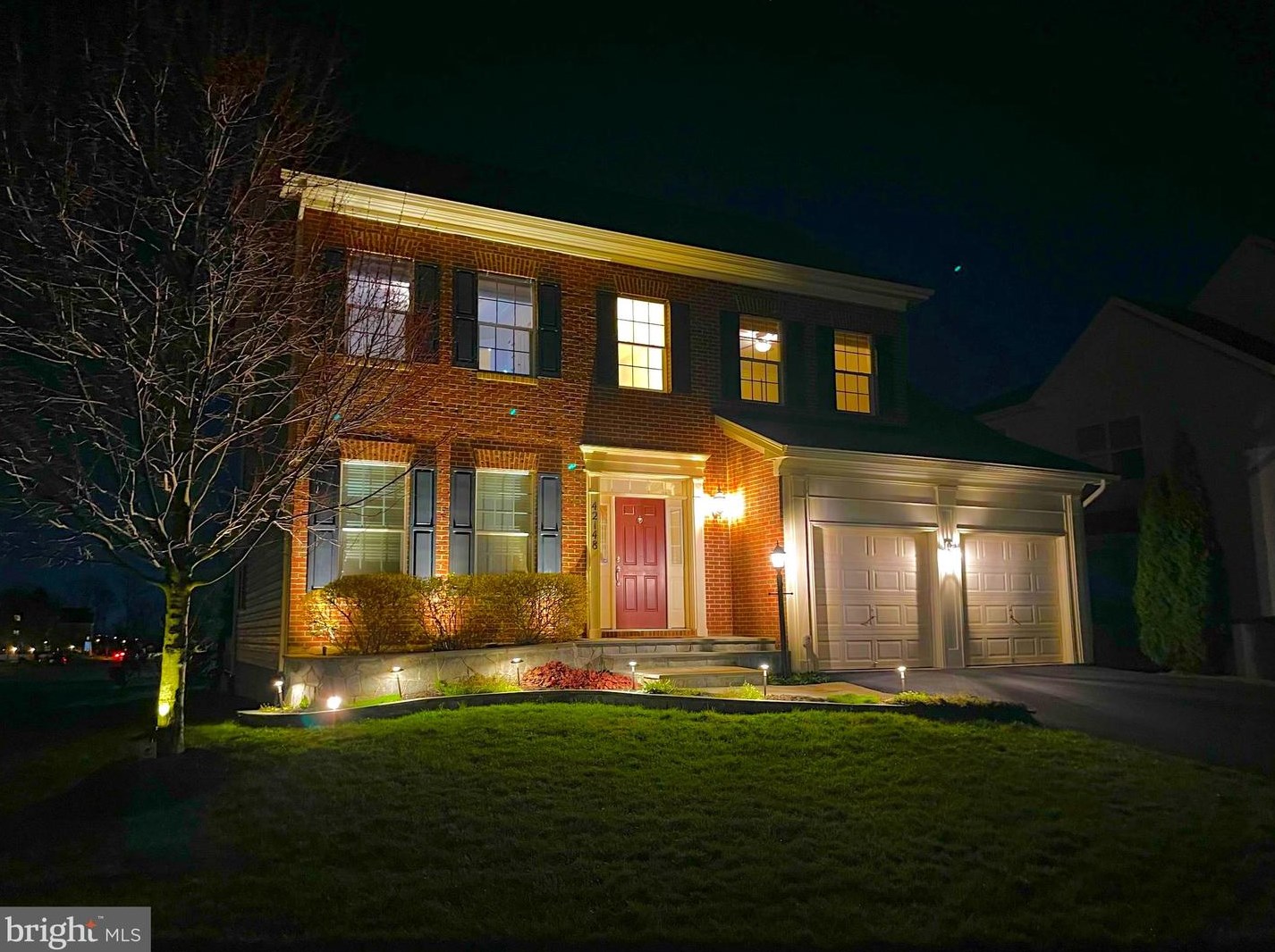 42148 St Huberts Pl, Fairfax, VA 20152-4161