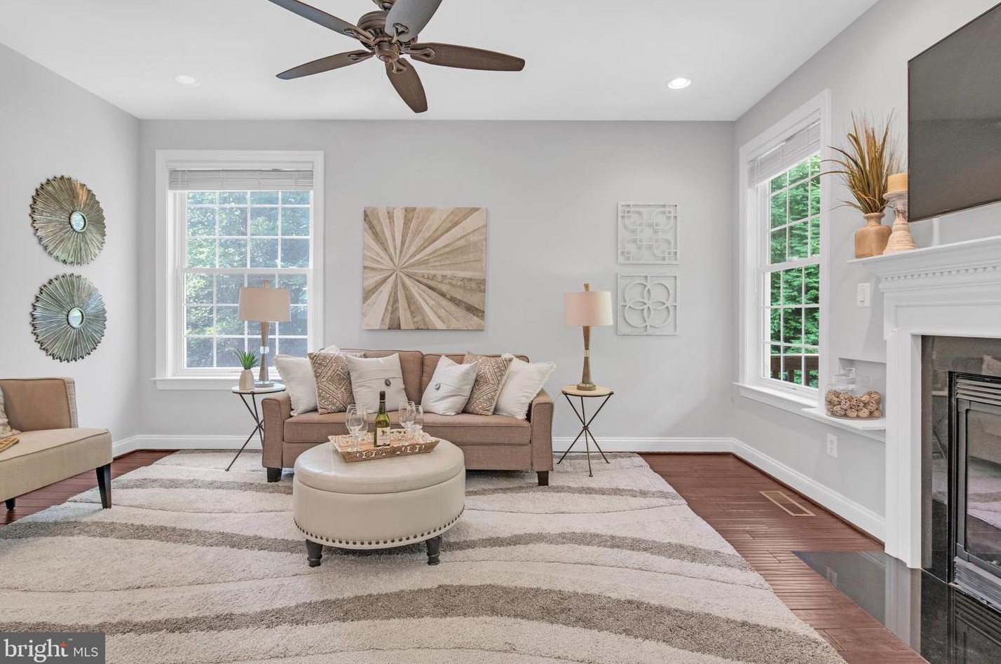 20366 Center Brook Sq, Dulles VA  20165-5183 exterior