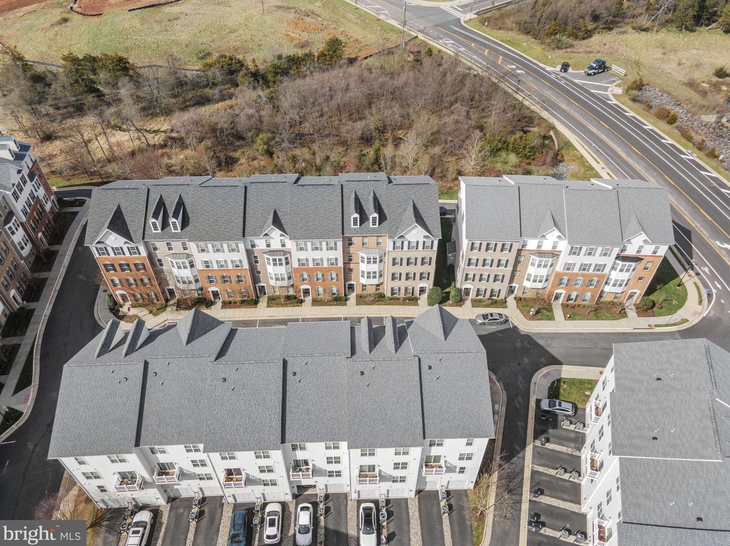 22347 Concord Station Ter, Ashburn, VA 20148-2426