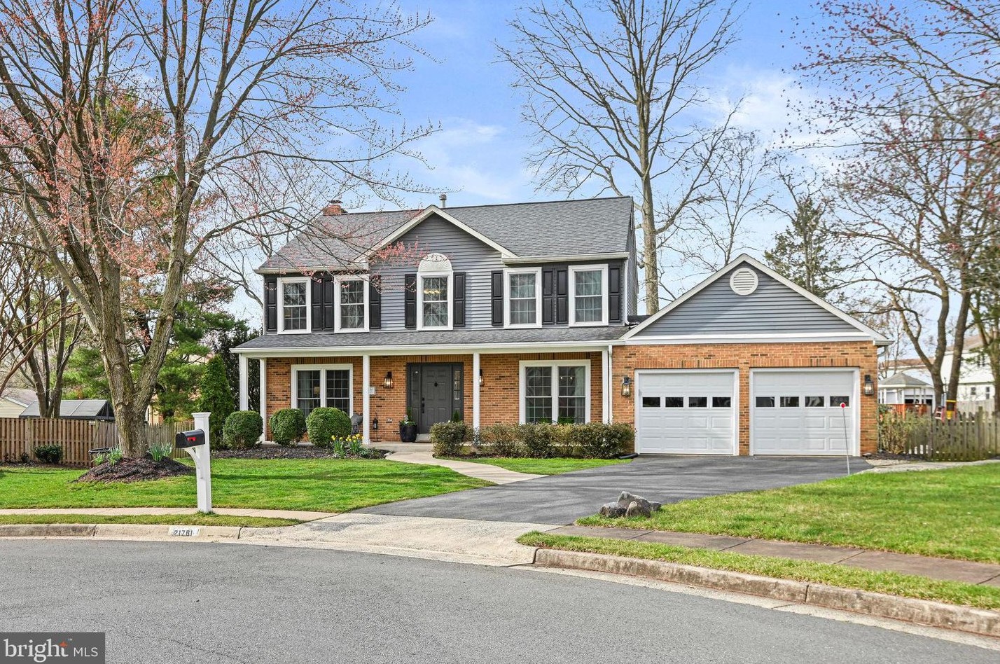 21761 Rolling Woods Pl, Dulles, VA 20164-2303
