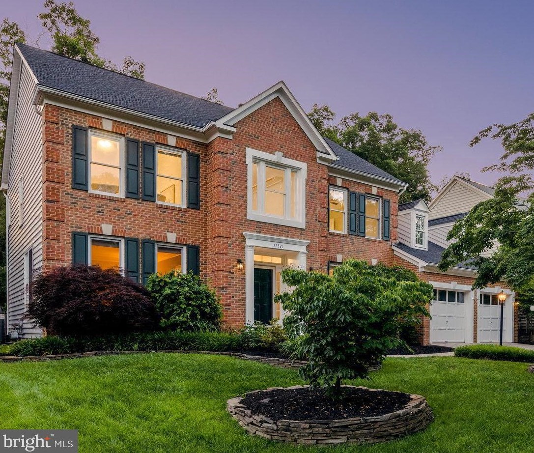 25321 Winter Ln, Fairfax, VA 20152-4434