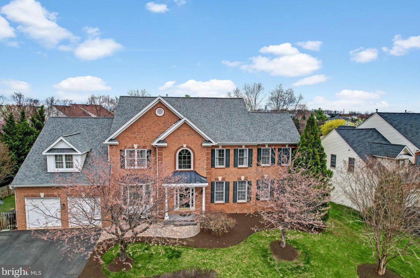 21991 Hyde Park Dr, Ashburn, VA 20147-6914