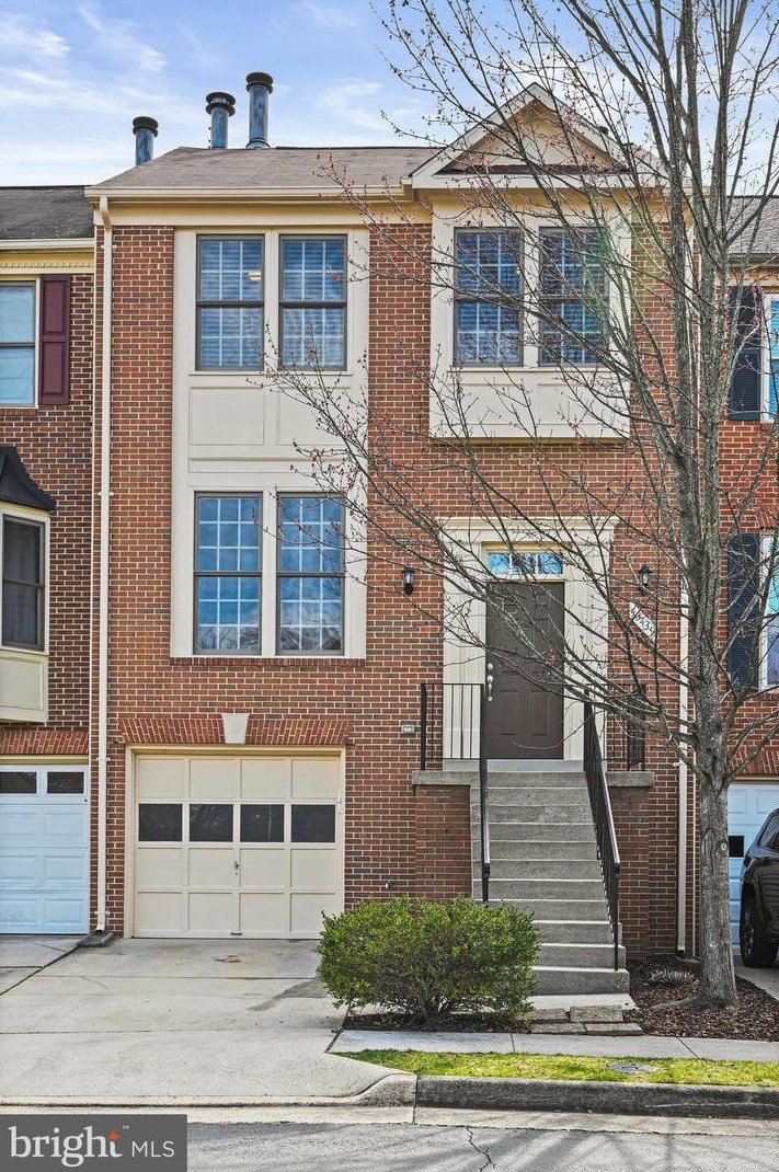 43439 Postrail Sq, Ashburn, VA 20147-4603