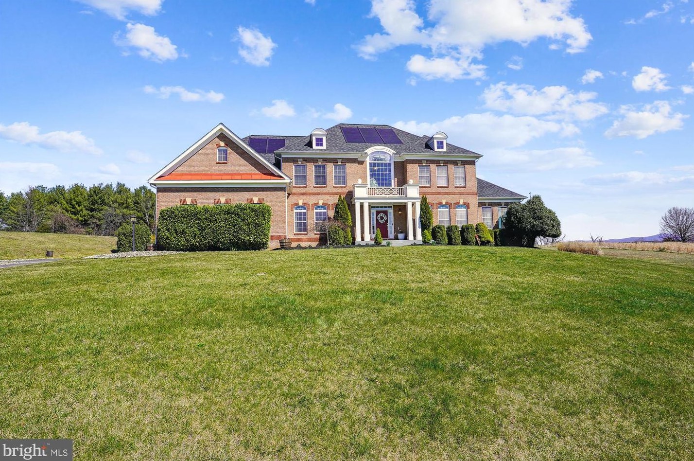 42152 Glynn Tarra Pl, Leesburg, VA 20176