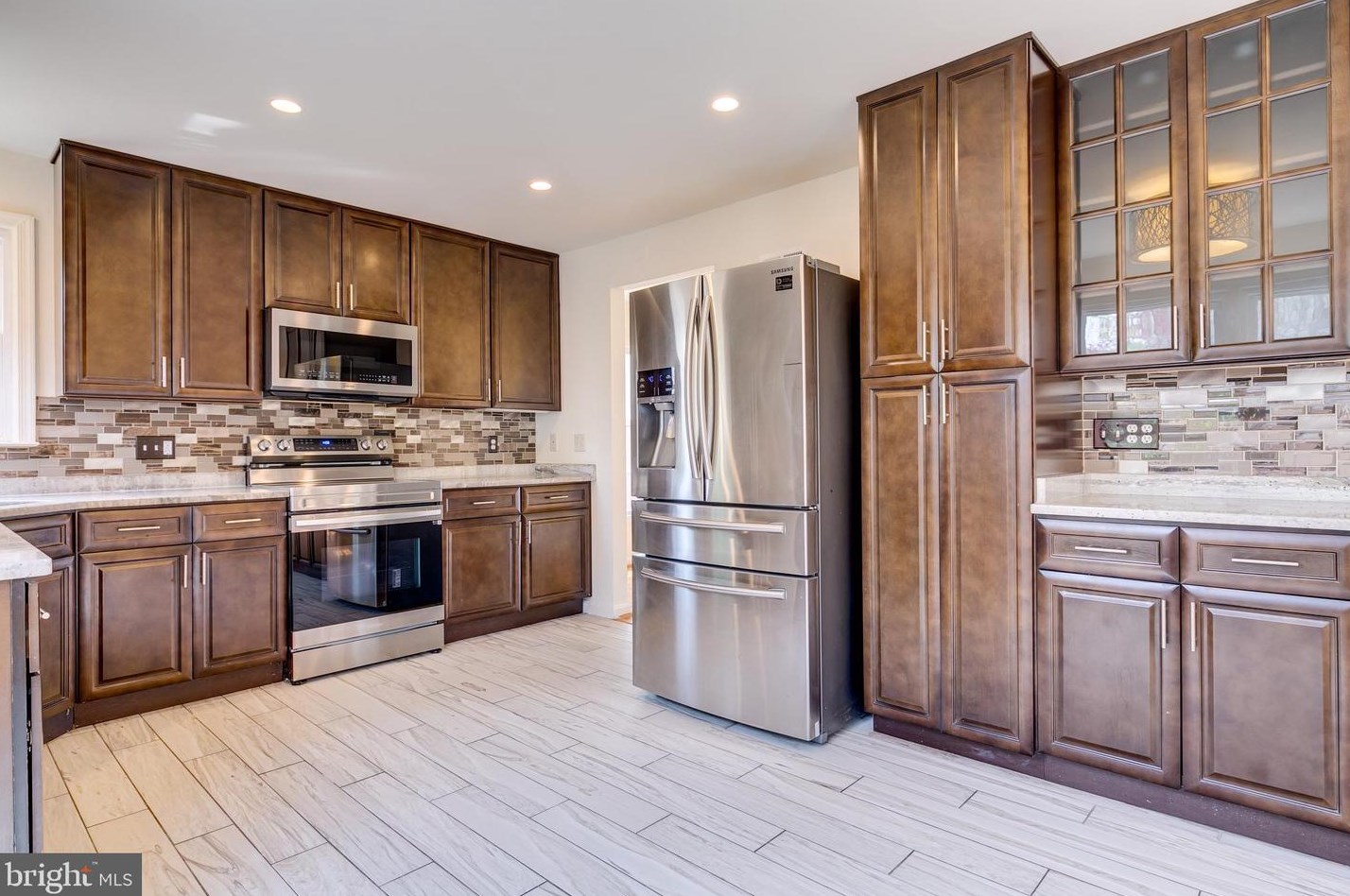 21066 Hawthorne Ct, Dulles VA  20164-2431 exterior