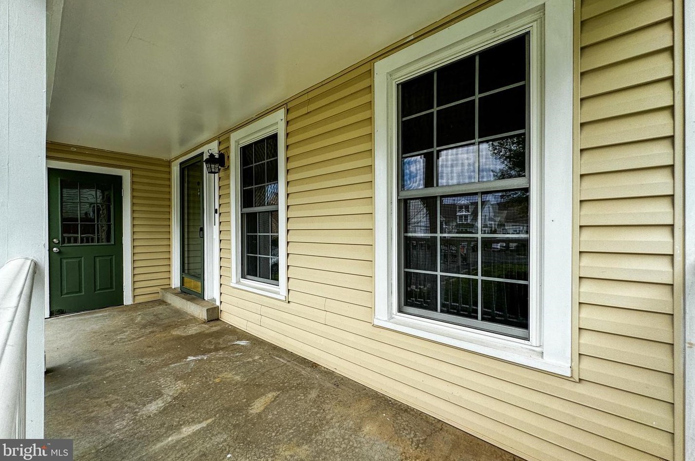 21066 Hawthorne Ct, Dulles VA  20164-2431 exterior
