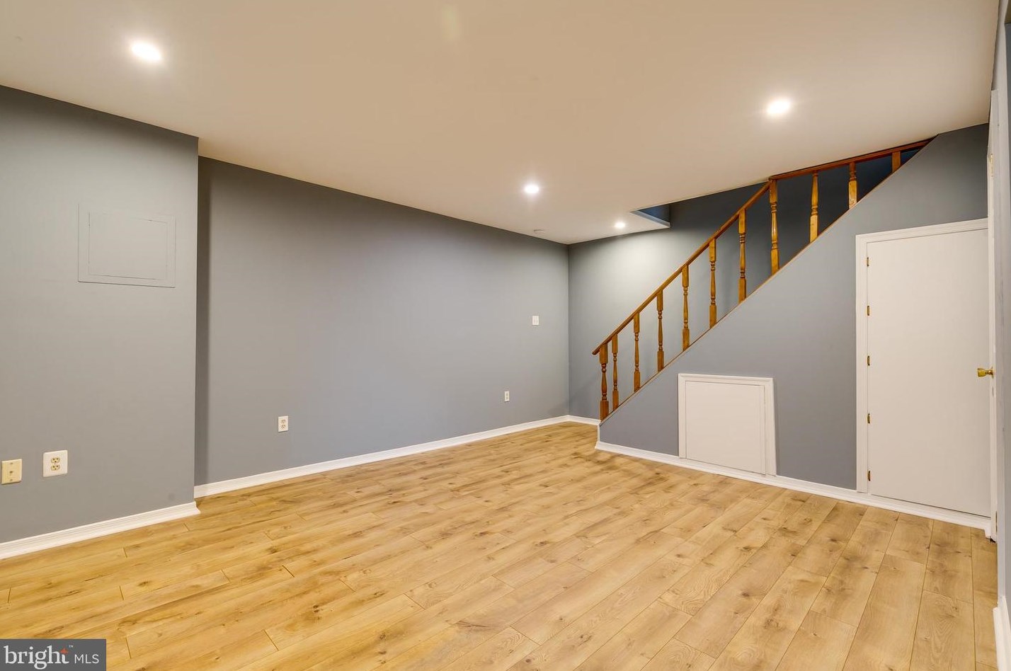 21066 Hawthorne Ct, Dulles VA  20164-2431 exterior