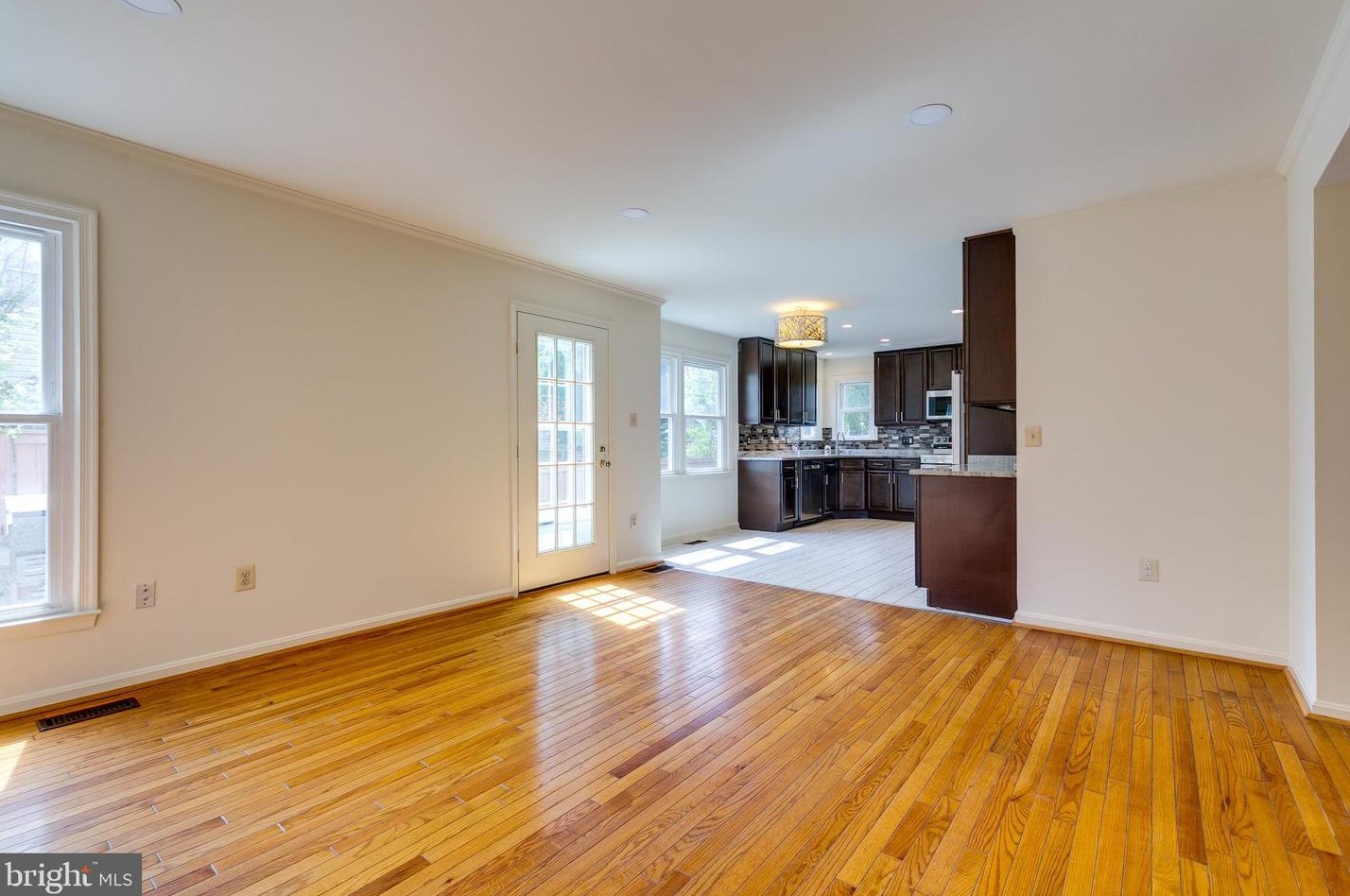 21066 Hawthorne Ct, Dulles VA  20164-2431 exterior