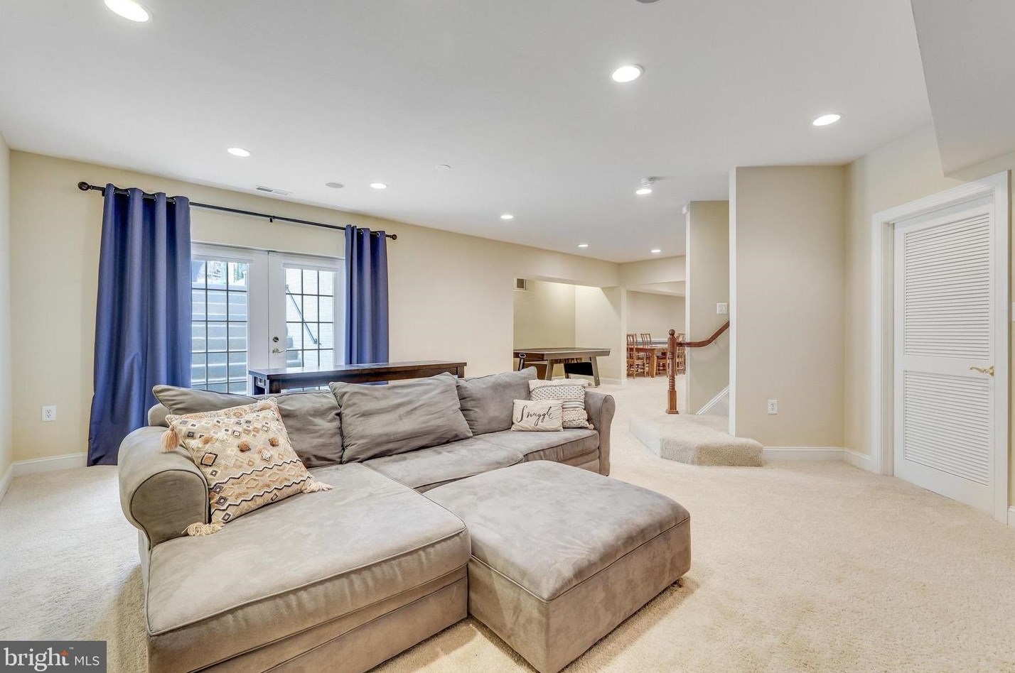 19060 Kipheart Dr, Leesburg VA  20176-8416 exterior