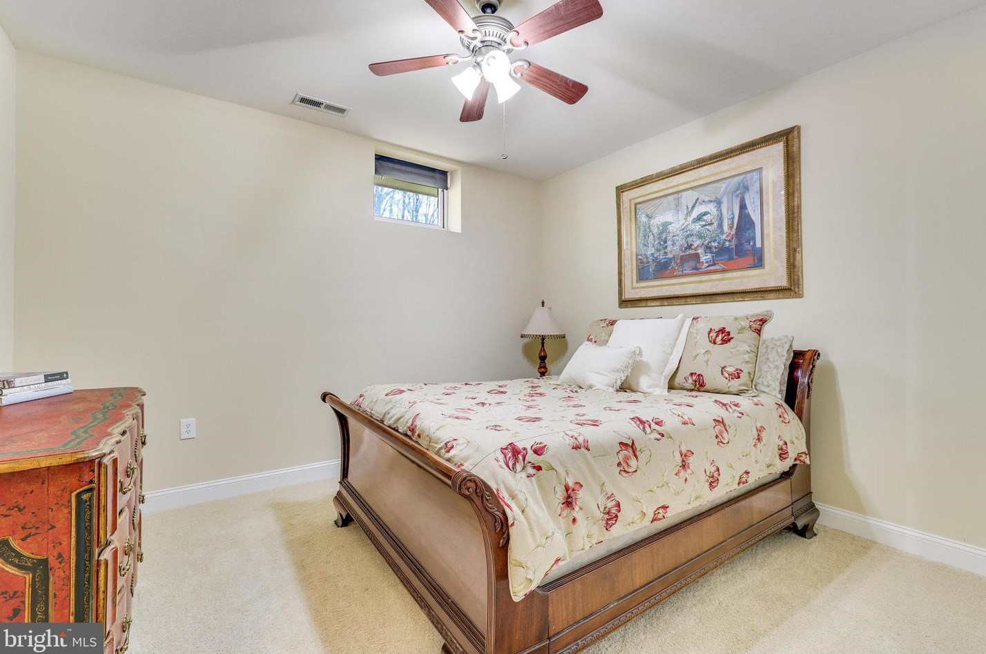 19060 Kipheart Dr, Leesburg VA  20176-8416 exterior