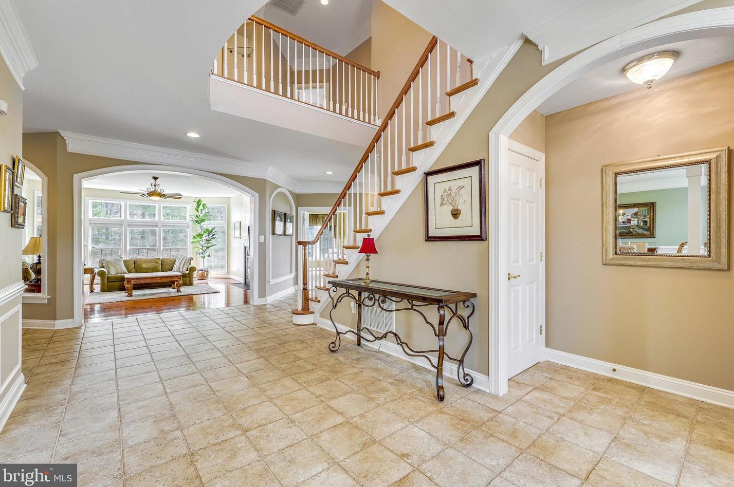 19060 Kipheart Dr, Leesburg VA  20176-8416 exterior