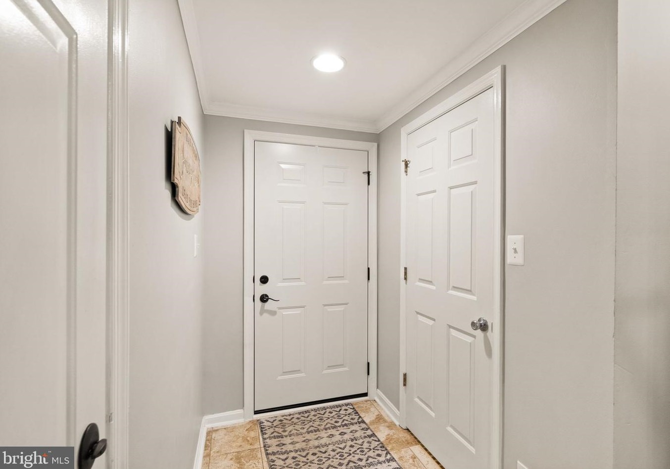 21979 Box Car Sq, Dulles VA  20166-3043 exterior