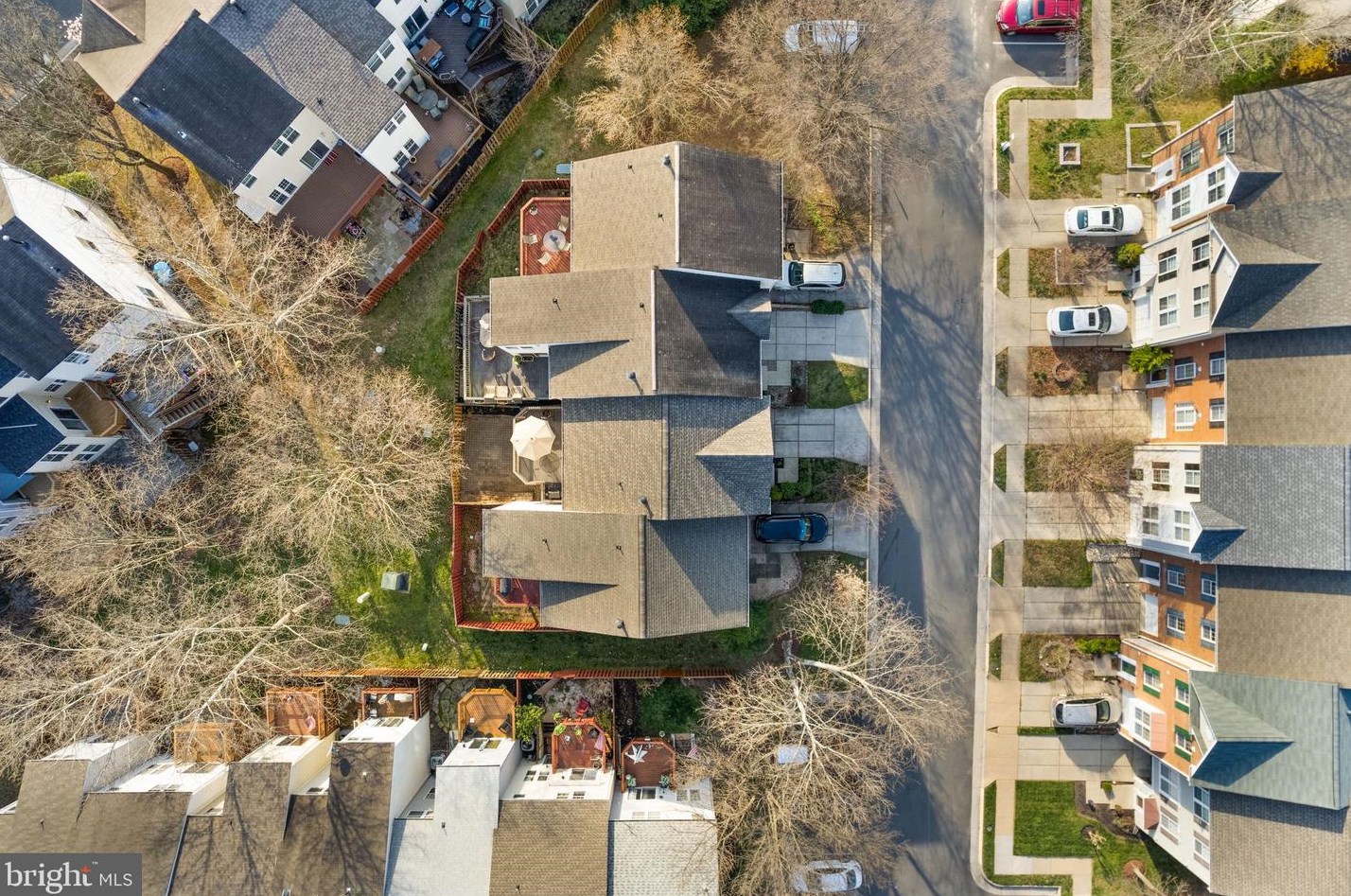 21979 Box Car Sq, Dulles VA  20166-3043 exterior