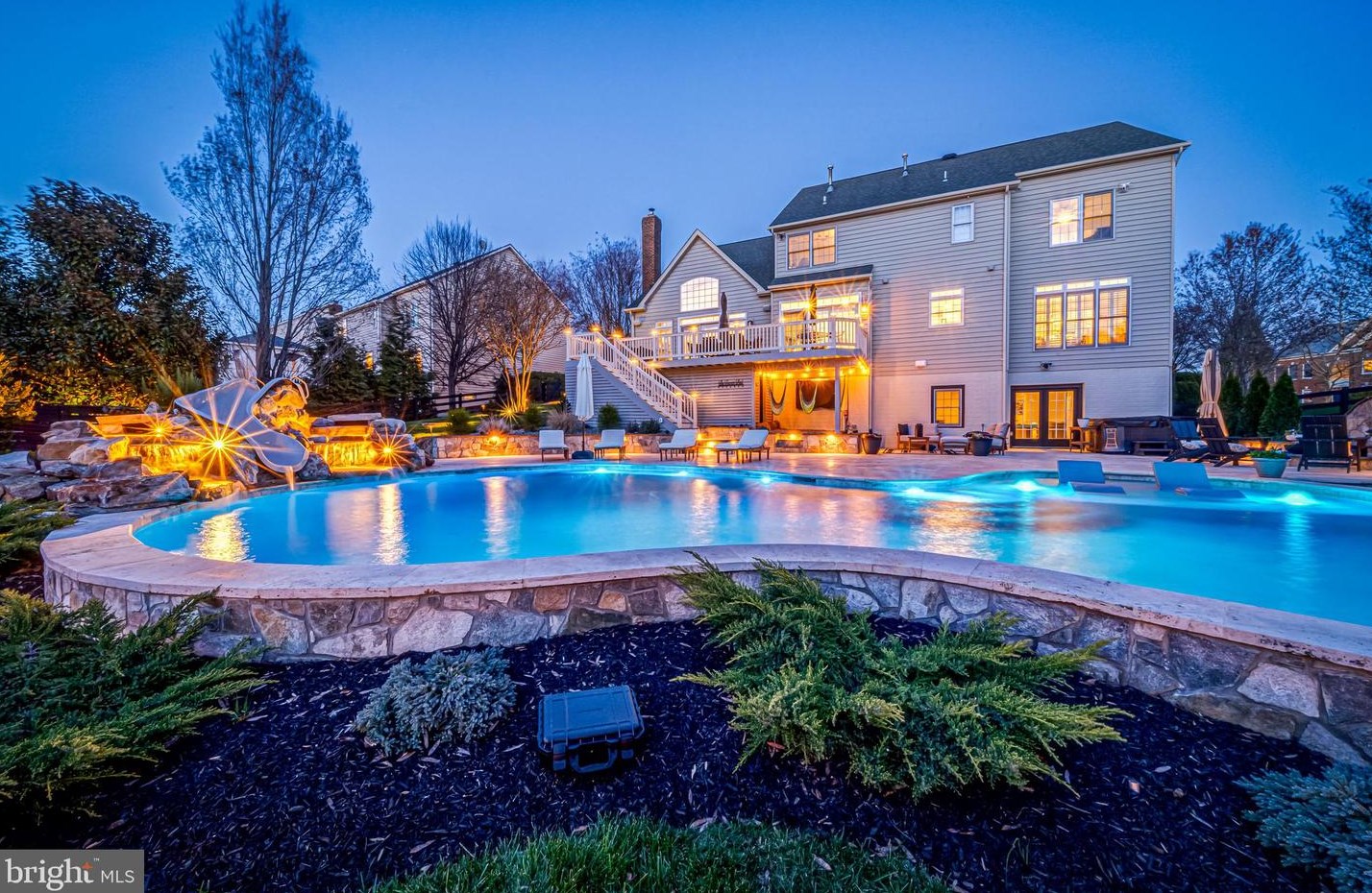 24156 Spring Meadow Cir, Stone Ridge VA  20105-3476 exterior