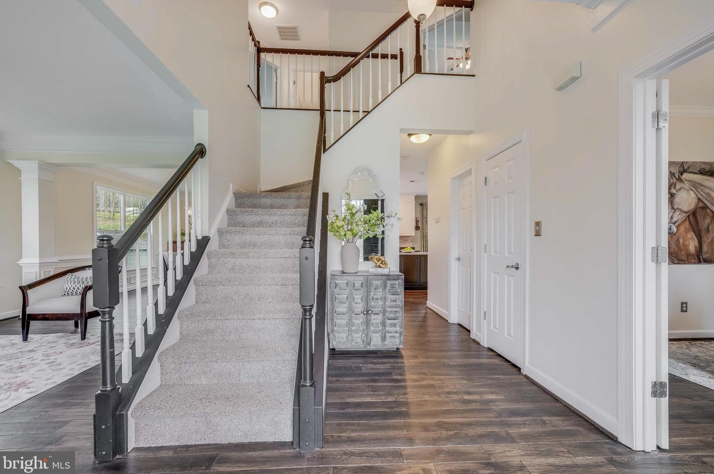 17190 Grand Valley Ct, Round Hill, VA 20141-2290