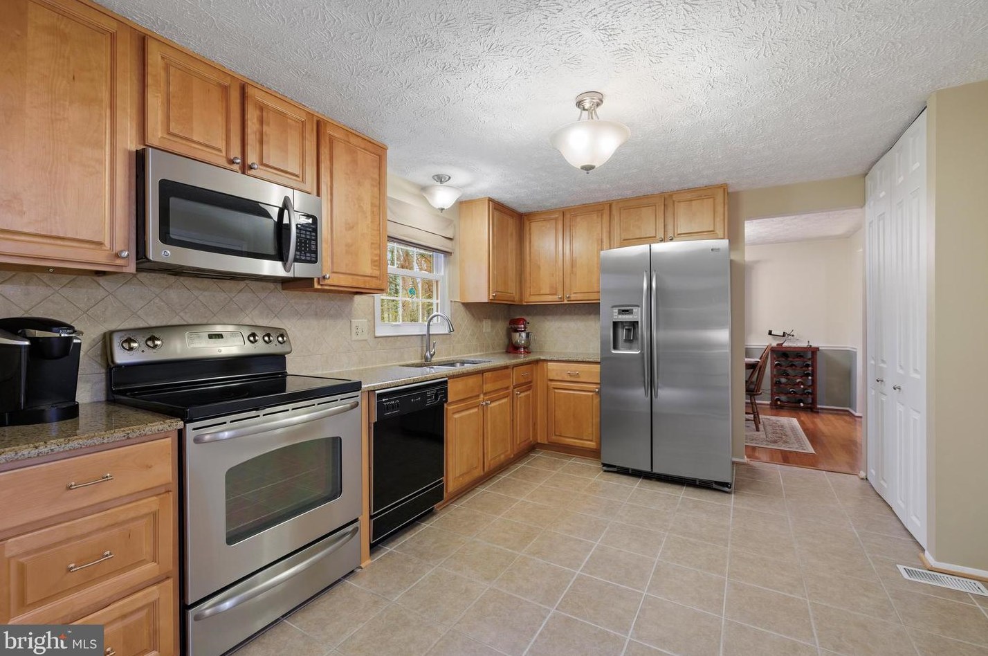 112 Caragana Ct, Dulles VA  20164-2830 exterior