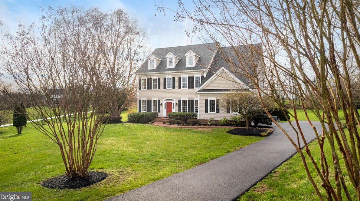 38023 Sayre Ct, Purcellville, VA 20132