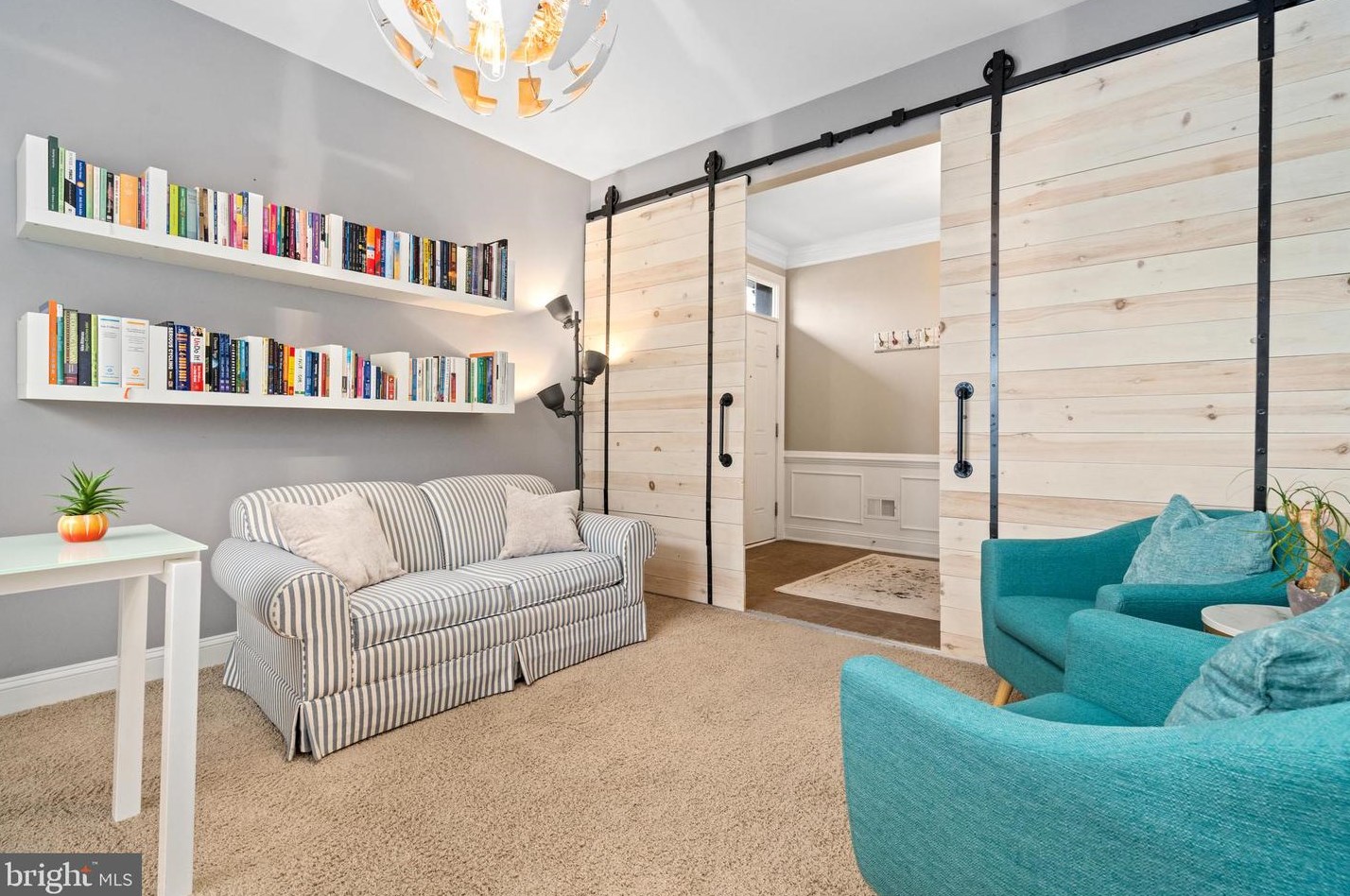 351 Pink Azalea Ter, Leesburg VA  20175-5436 exterior