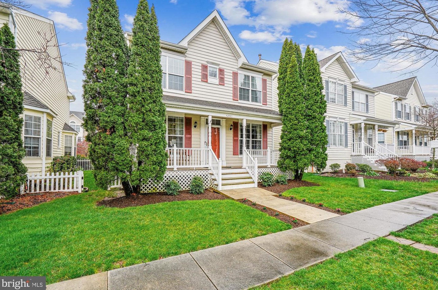 42733 Center St, Fairfax, VA 20152