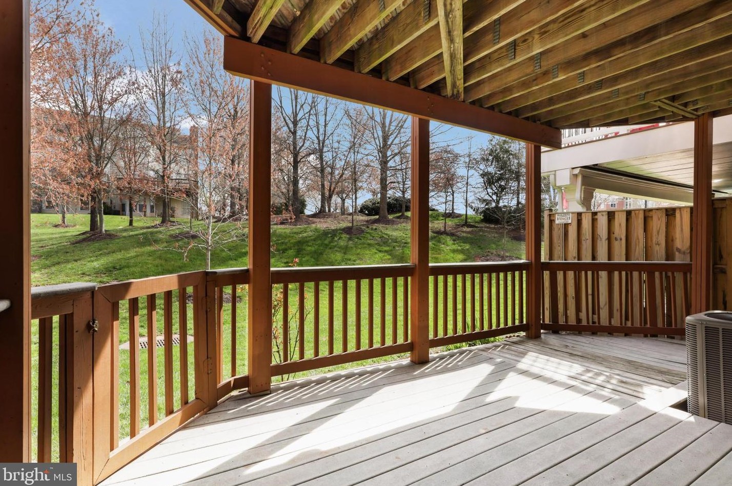 20932 Sandian Ter, Dulles VA  20165-5858 exterior