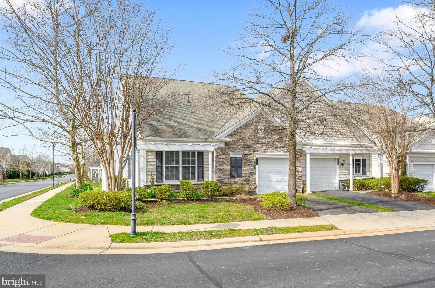 44396 Sunset Maple Dr, Ashburn, VA 20147-3890
