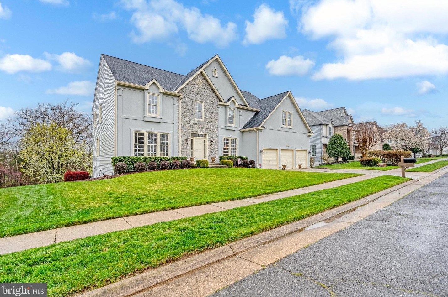 20965 Nightshade Pl, Ashburn, VA 20147-4704