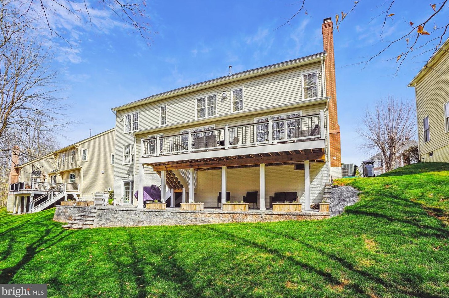 47553 Griffith Pl, Dulles VA  20165-5110 exterior