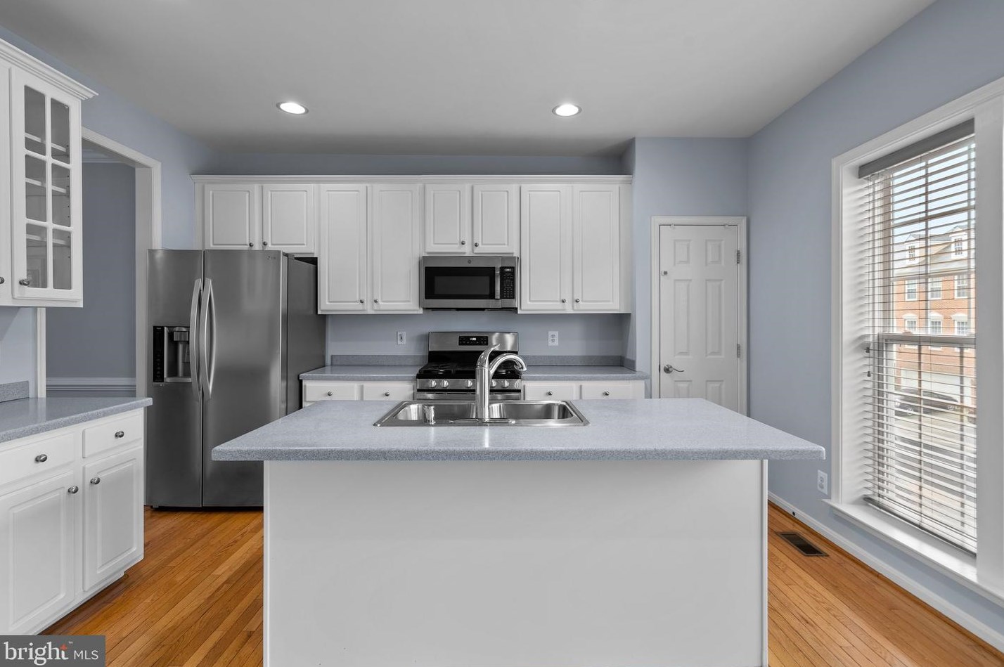 45773 Smoketree Ter, Dulles VA  20166-7205 exterior