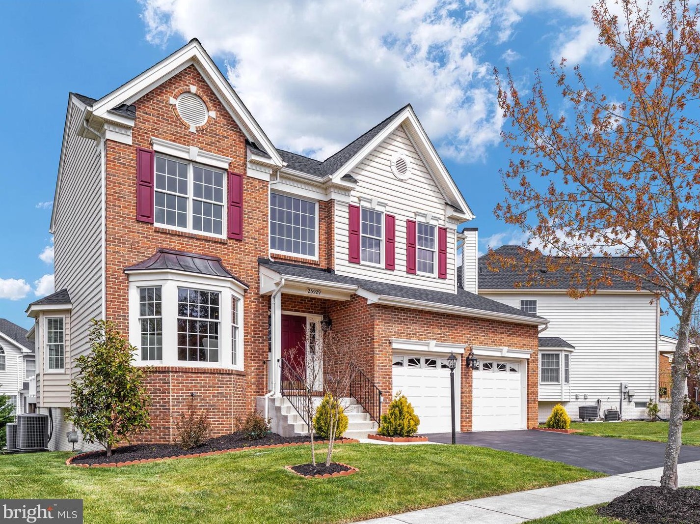 25929 Stinger Dr, Fairfax, VA 20152