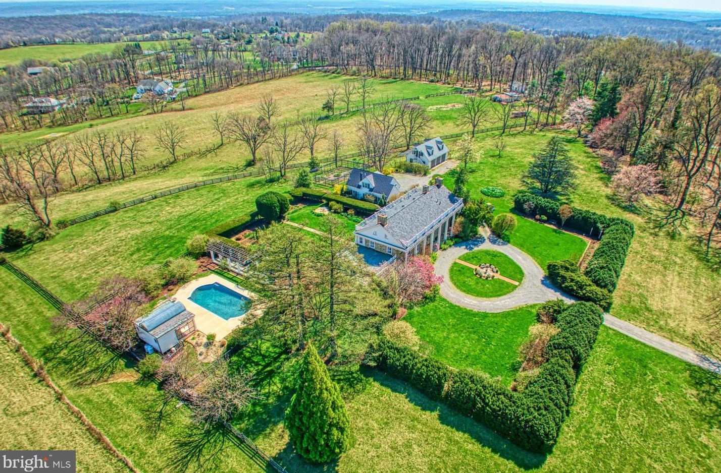40492 Hurley Ln, Paeonian Springs, VA 20129