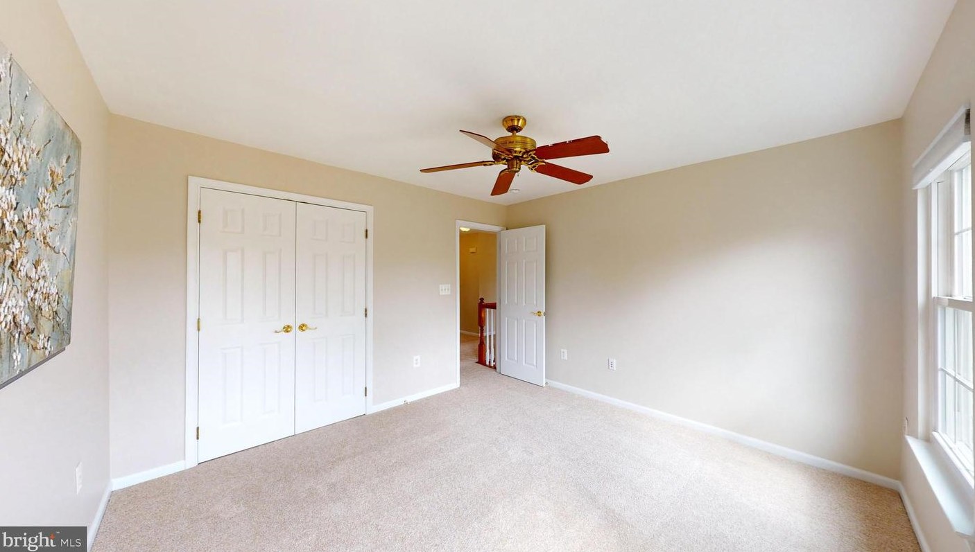 47680 Leechecker Ct, Dulles VA exterior