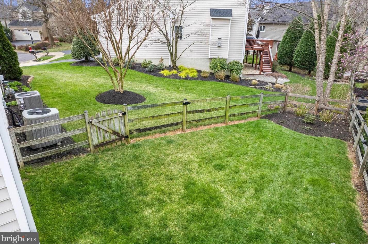 47680 Leechecker Ct, Dulles VA exterior