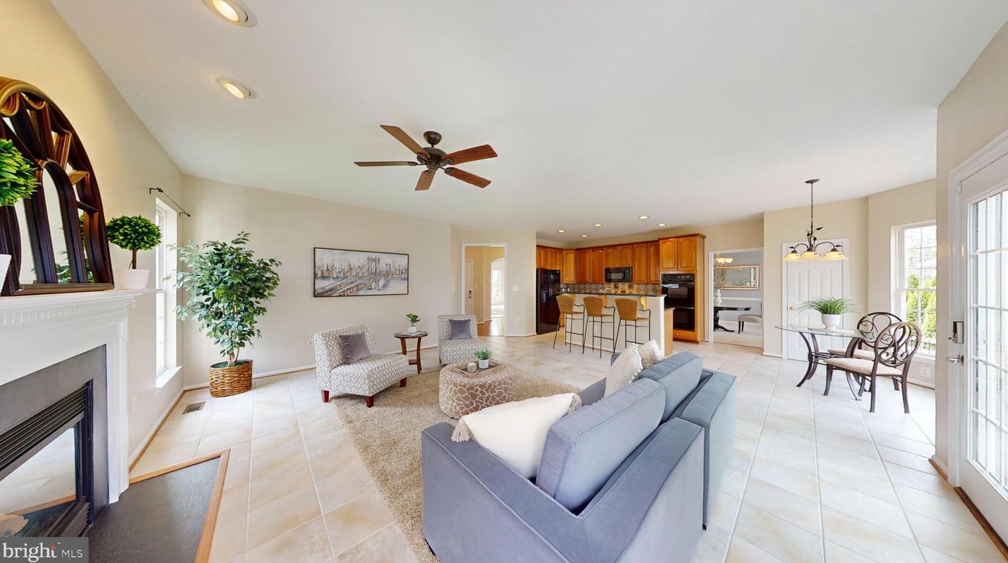 47680 Leechecker Ct, Dulles VA exterior