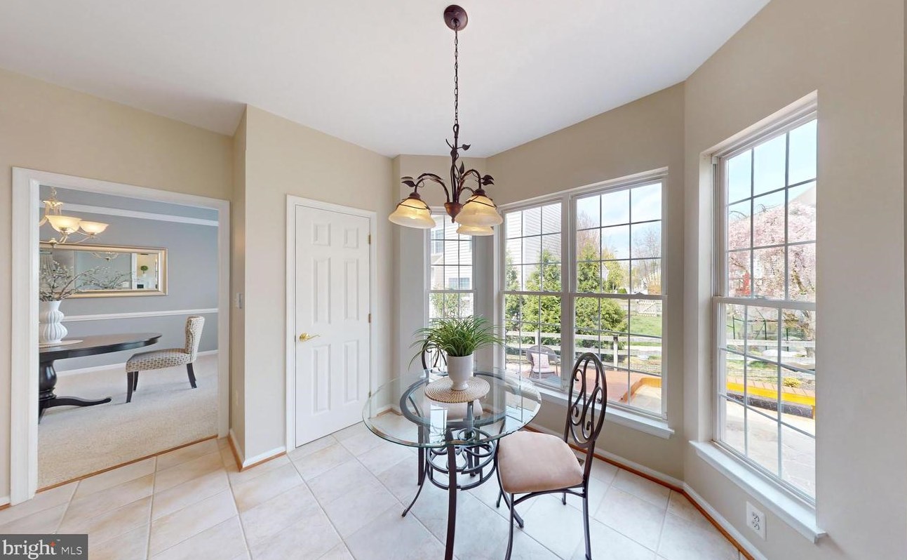 47680 Leechecker Ct, Dulles VA exterior