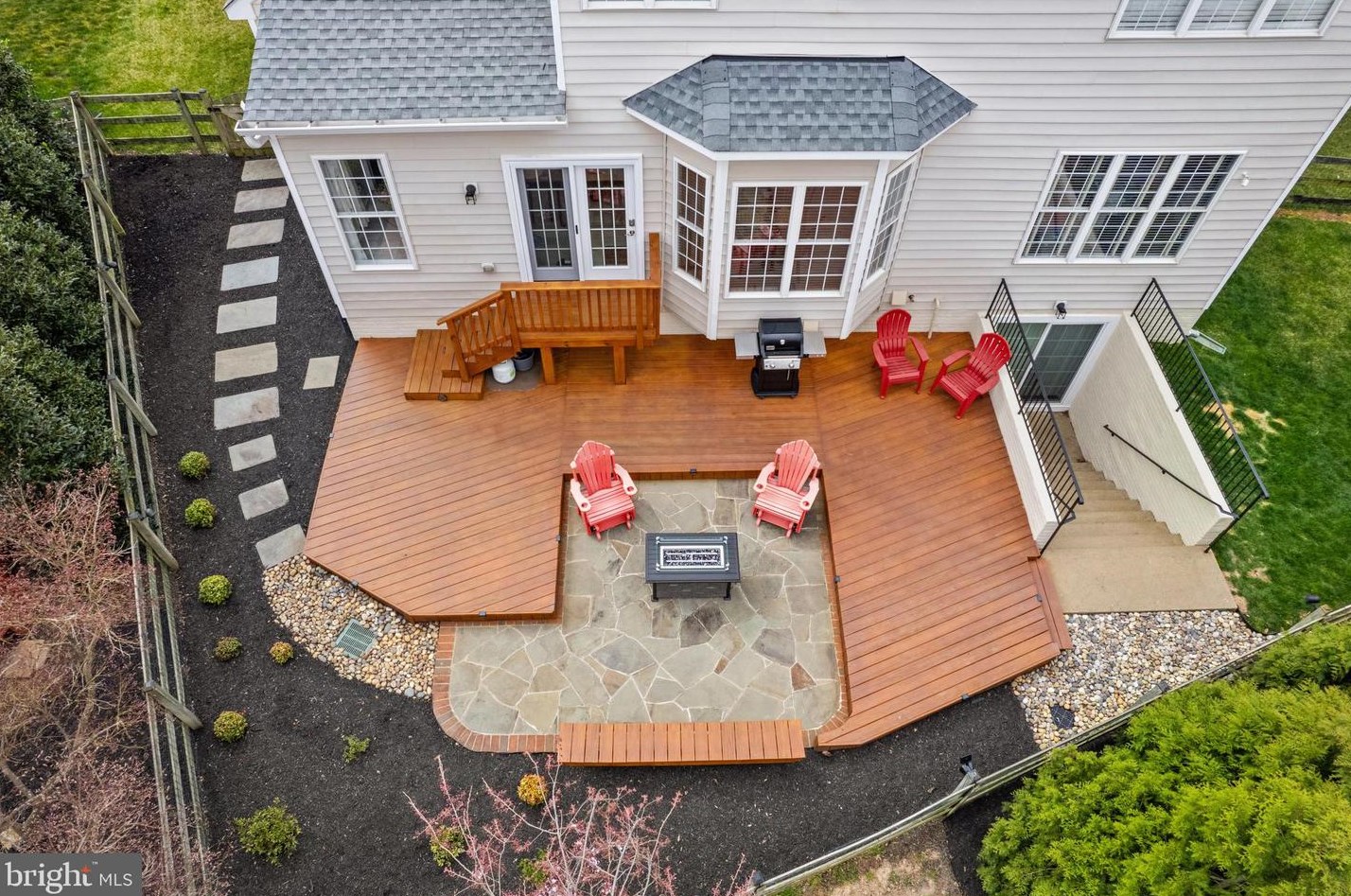 47680 Leechecker Ct, Dulles VA exterior