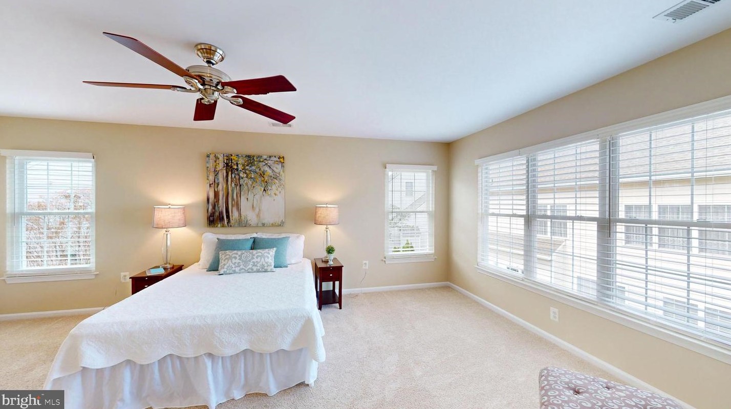 47680 Leechecker Ct, Dulles VA exterior