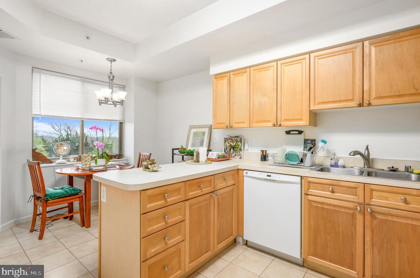19355 Cypress Ridge Terrace #212, Leesburg, VA 20176