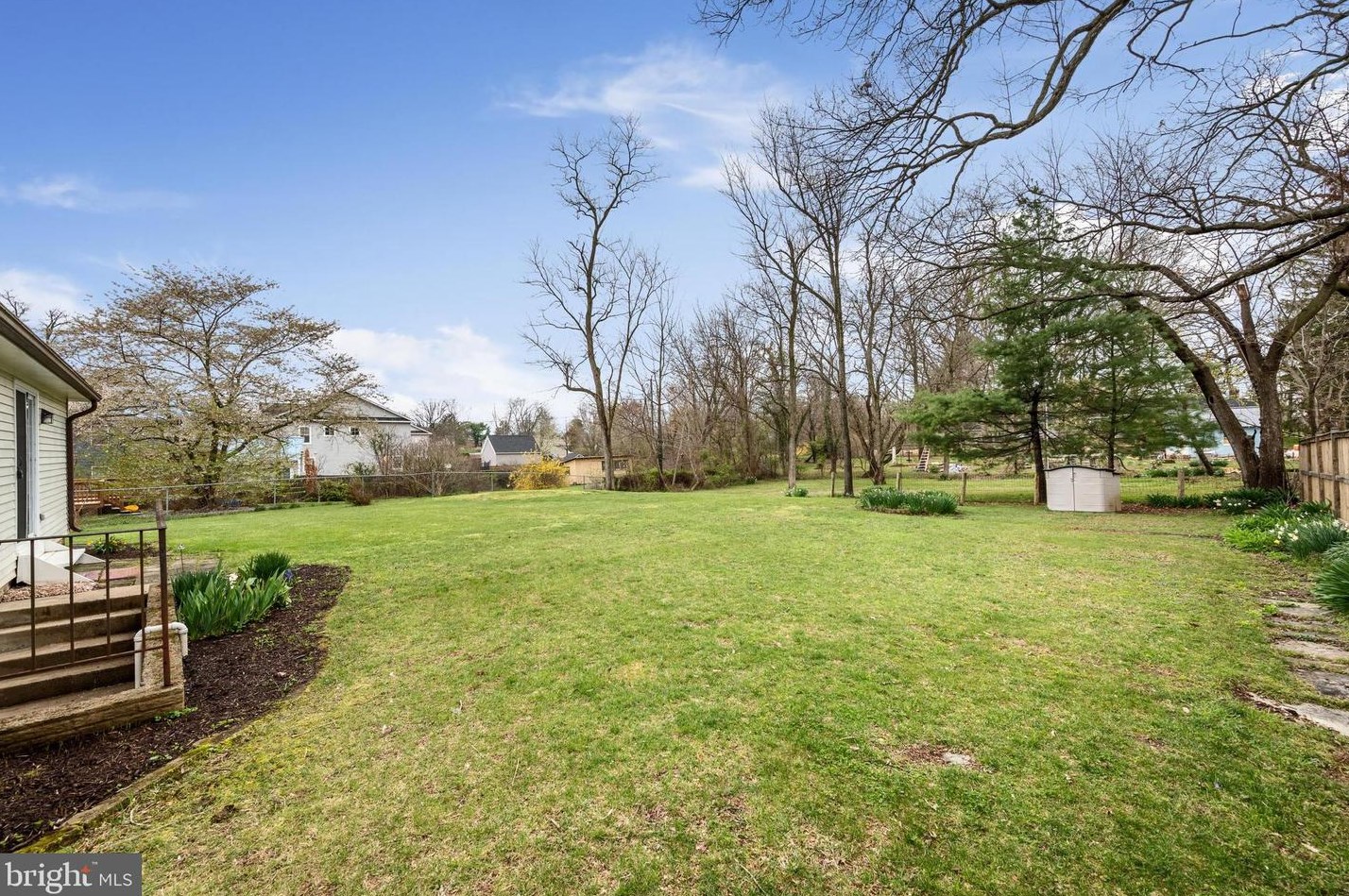 661 G St, Purcellville, VA 20132-3332
