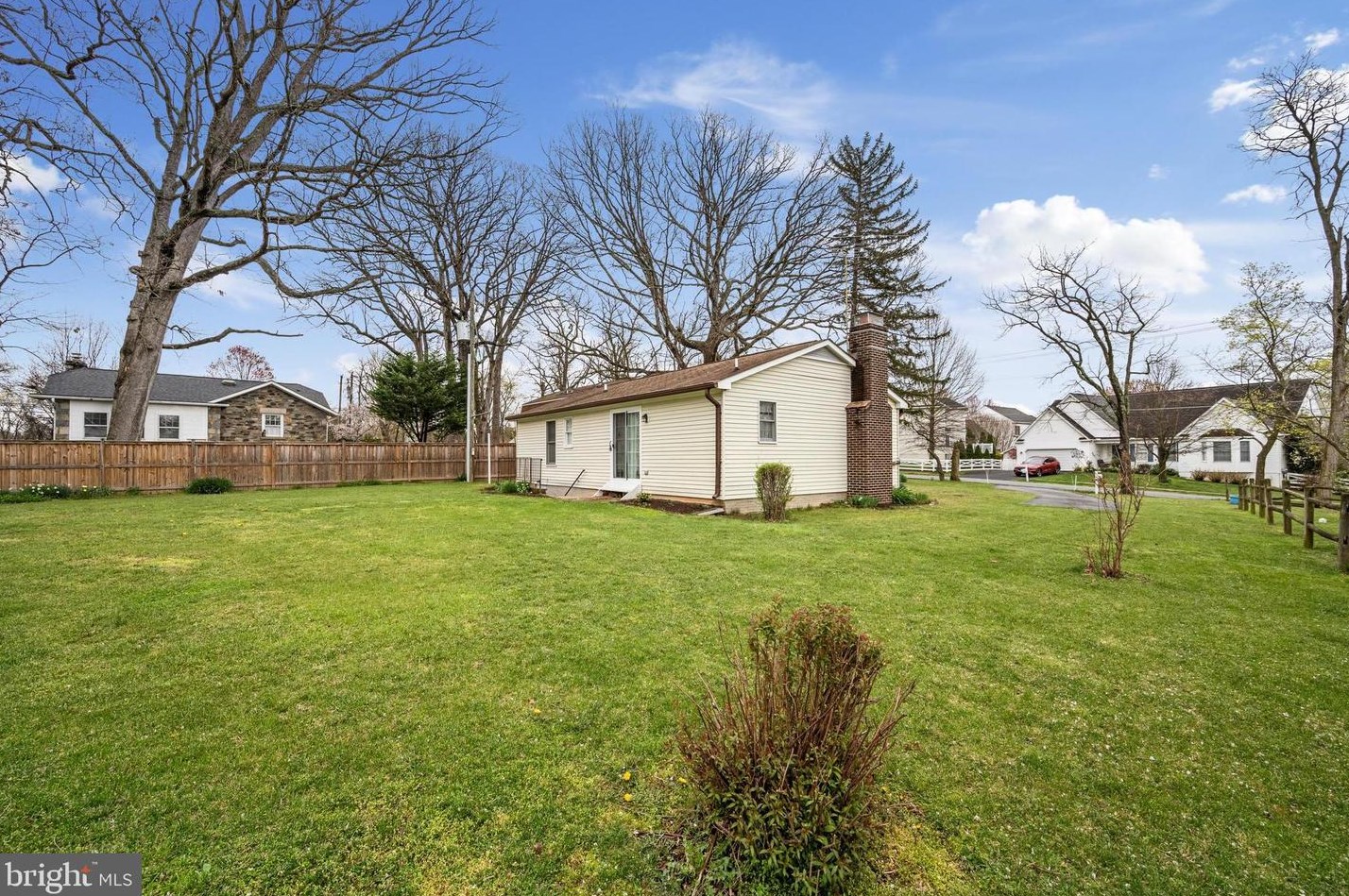 661 G St, Purcellville VA  20132-3332 exterior