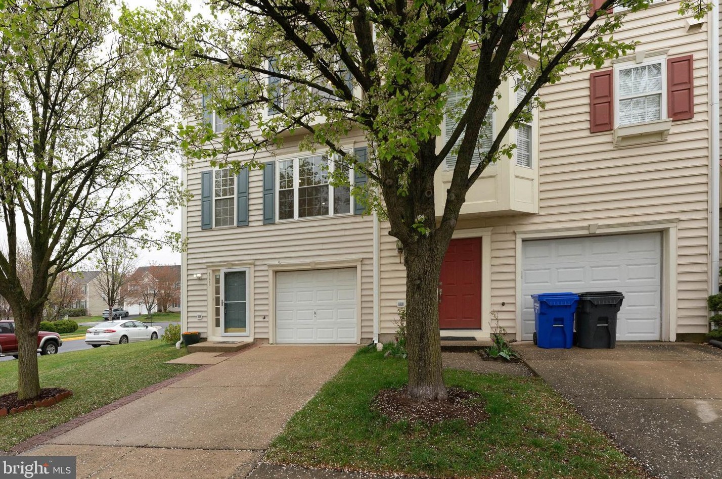 43460 Greenwich Sq, Ashburn, VA 20147-4552