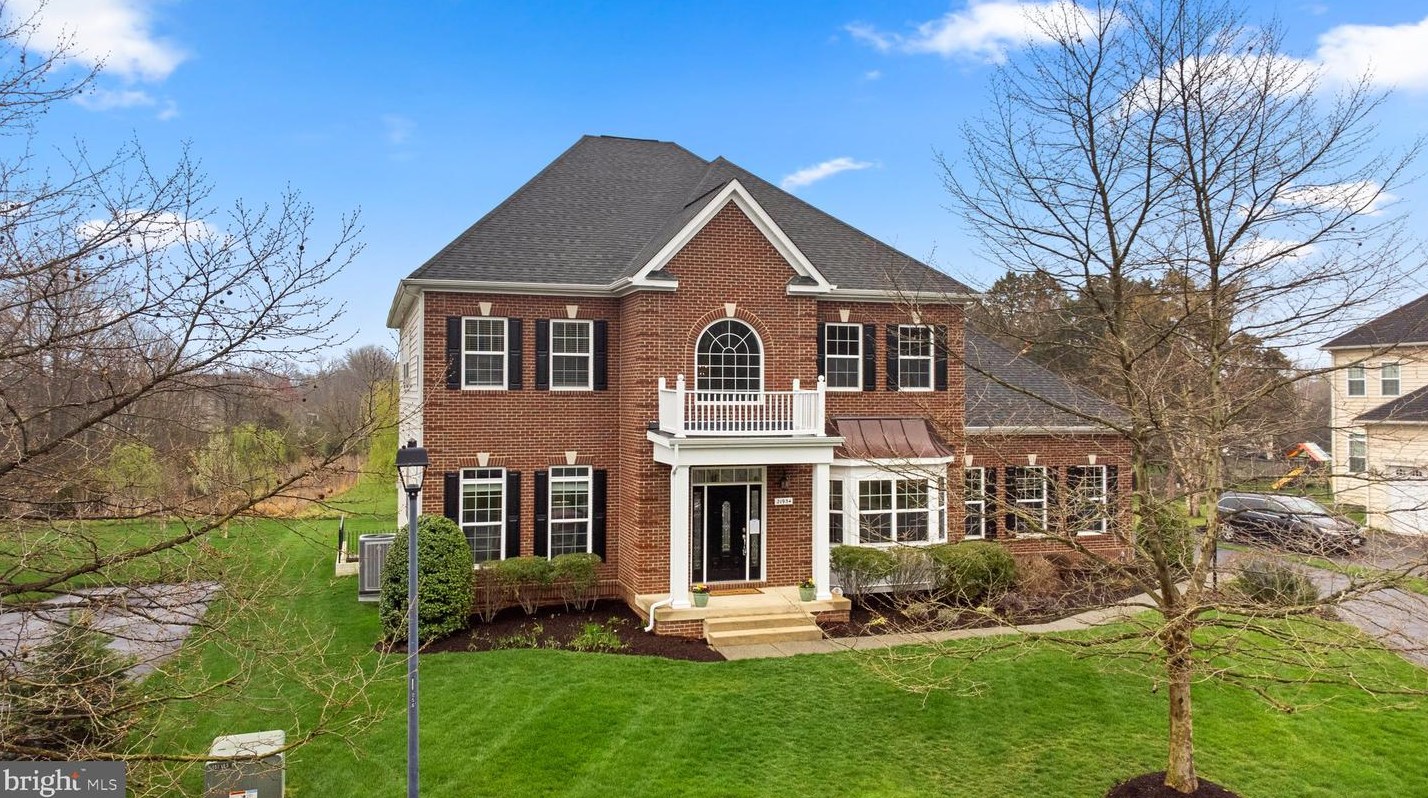 21934 Colonial Hills Dr, Ashburn, VA 20148-8000