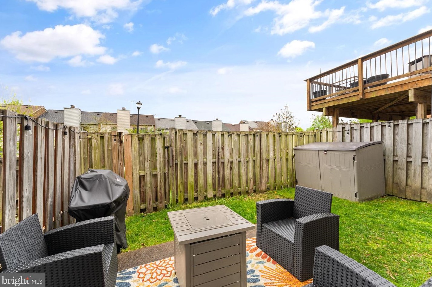 978 Holborn Ct, Dulles VA  20164-4805 exterior