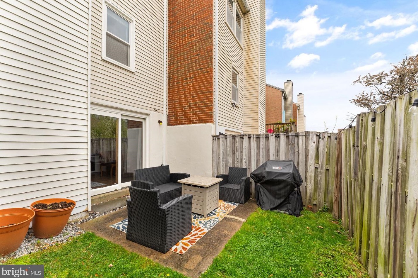 978 Holborn Ct, Dulles VA  20164-4805 exterior